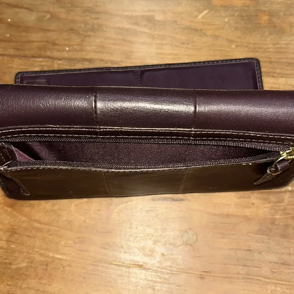Vintage Chocolate Brown Coach Leather Trifold Wallet